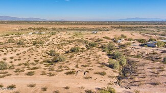 33206 W Van Buren St, Tonopah, AZ 85354