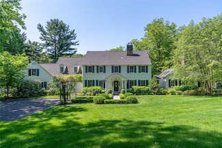 1850 Muttontown Rd, Syosset, NY 11791