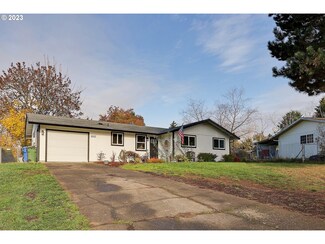 18187 Seaman St, Sandy, OR 97055