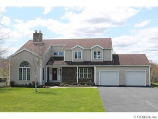 7475 Gauss Rd, Bloomfield, NY 14469