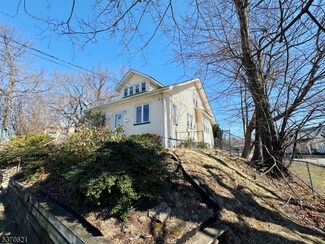 435 Broughton Ave, Bloomfield, NJ 07003