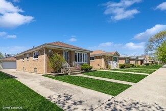4916 N Natchez Ave, Chicago, IL 60656