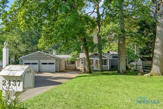 2437 Oak Grove Place, Toledo, OH 43613