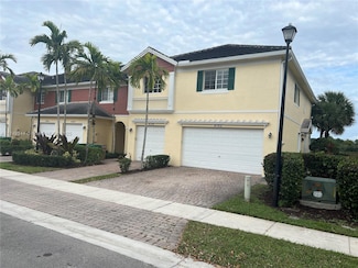 4762 Sundance Way, Davie, FL 33328