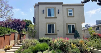 802 Magnolia Ave Unit 4, Pasadena, CA 91106