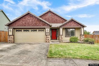 332 Trout St, Molalla, OR 97038