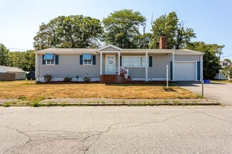 6 Walsh St, South Dartmouth, MA 02748