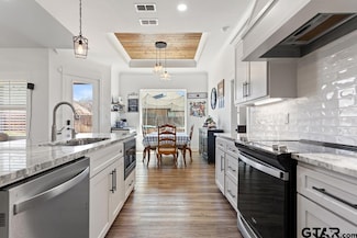 911 Charlie, Whitehouse, TX 75791