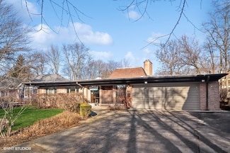 687 Birch Rd, Glencoe, IL 60022
