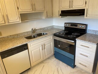 128 S Cypress Rd Unit 832, Pompano Beach, FL 33060