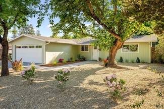 15384 Marty Dr, Glen Ellen, CA 95442