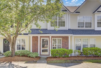 302 Elm Hall Cir, Summerville, SC 29483