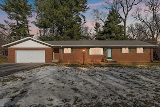 2020 Welnetz Rd, Trail Creek, IN 46360