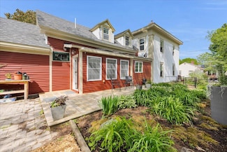 44 Bridge St, Bucksport, ME 04416