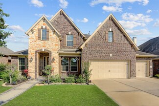 655 Bedias St, Webster, TX 77598