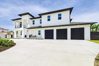2345 N Riverside Dr, Melbourne, FL 32903