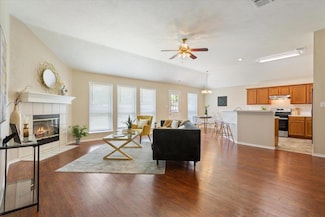 1811 Indian Summer Pass, Round Rock, TX 78665