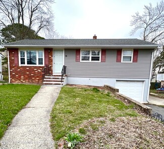 76 Middlesex Rd, Matawan, NJ 07747