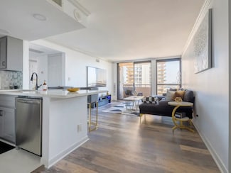 3525 Sage Rd Unit 1105, Houston, TX 77056