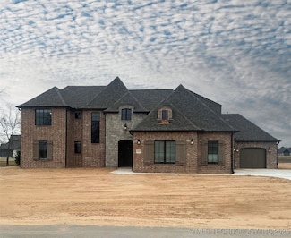 8337 S Timber Wolf Dr, Broken Arrow, OK 74014