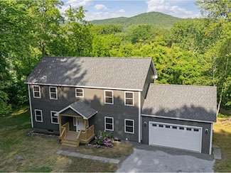 1061 Johnnie Brook Rd, Richmond, VT 05477