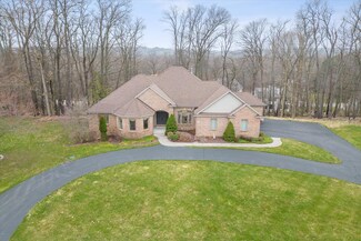 2055 Knollpoint Dr NE, Ada, MI 49301