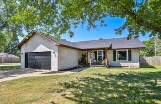 501 N Claud Ave, Bolivar, MO 65613