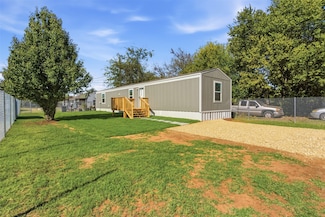 5422 Clear View Dr, Granbury, TX 76048