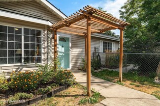 928 N Miriam Ln, Post Falls, ID 83854