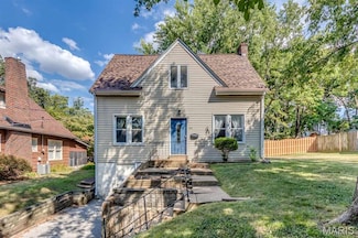 570 N Laclede Station Rd, Saint Louis, MO 63119