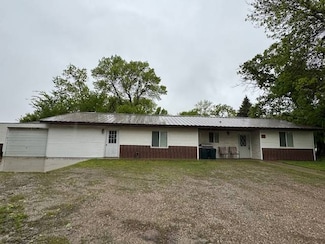 42 E 2nd Ave, Webster, SD 57274