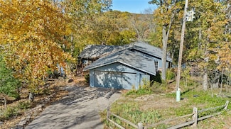 18 Worstead Ln, Bella Vista, AR 72715