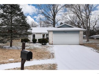 433 Sorrento Dr, Ballwin, MO 63021