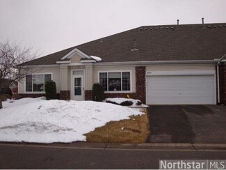 5889 5889 Prairie Ridge Dr, Shoreview, MN 55126
