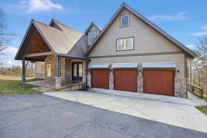 1053 Tucker Mountain Rd, Dover, AR 72837