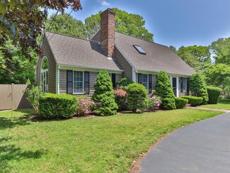61 Angus Way, Centerville, MA 02632