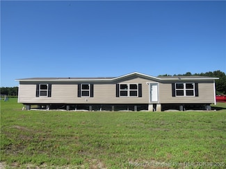 344 Barker Church Rd, Lumberton, NC 28358