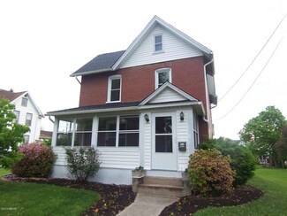407 Elm St, Jersey Shore, PA 17740