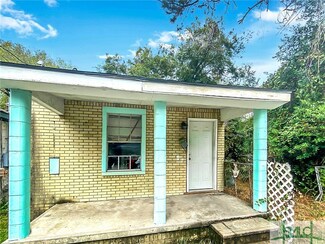 209 Mcintyre St, Savannah, GA 31415