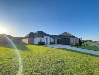 121 Lake Accardo Ave, Thibodaux, LA 70301