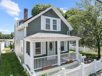 52 Glenwood Rd, Lynn, MA 01904
