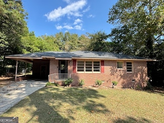 3339 Club Dr, Macon, GA 31217