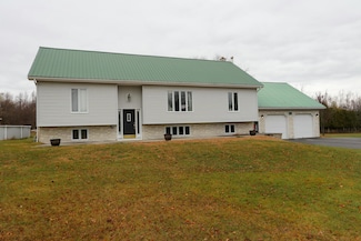 188 Davison Rd, Mooers Forks, NY 12959