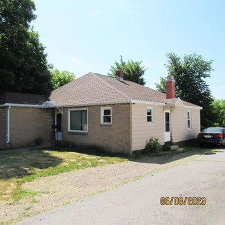 1303 E 1st St, Merrill, WI 54452