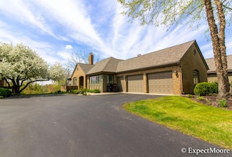 632 Cascade Hills Ridge SE Unit 16, Grand Rapids, MI 49546