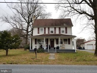 1604 Perkins Ln, Beverly, NJ 08010