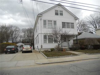 158 Sisson St, Providence, RI 02909