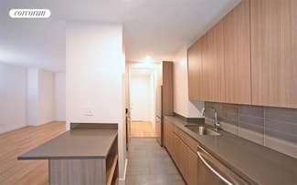 150 E 57th St Unit 15 A, New York, NY 10022