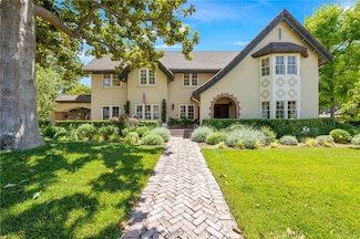 3594 Castle Reagh Place, Riverside, CA 92506