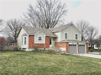 15602 W 126th St, Olathe, KS 66062